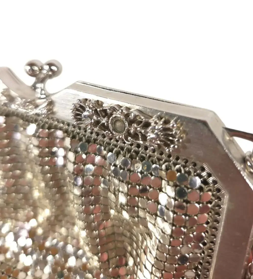 Vintage 1950s Whiting Davis Silver Metal Mesh Evening Bag Clutch